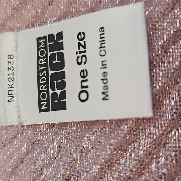 NWT Women's Pleated Occasion  Wrap/Scarf Shimmery Pink OS - Picture 11 of 11